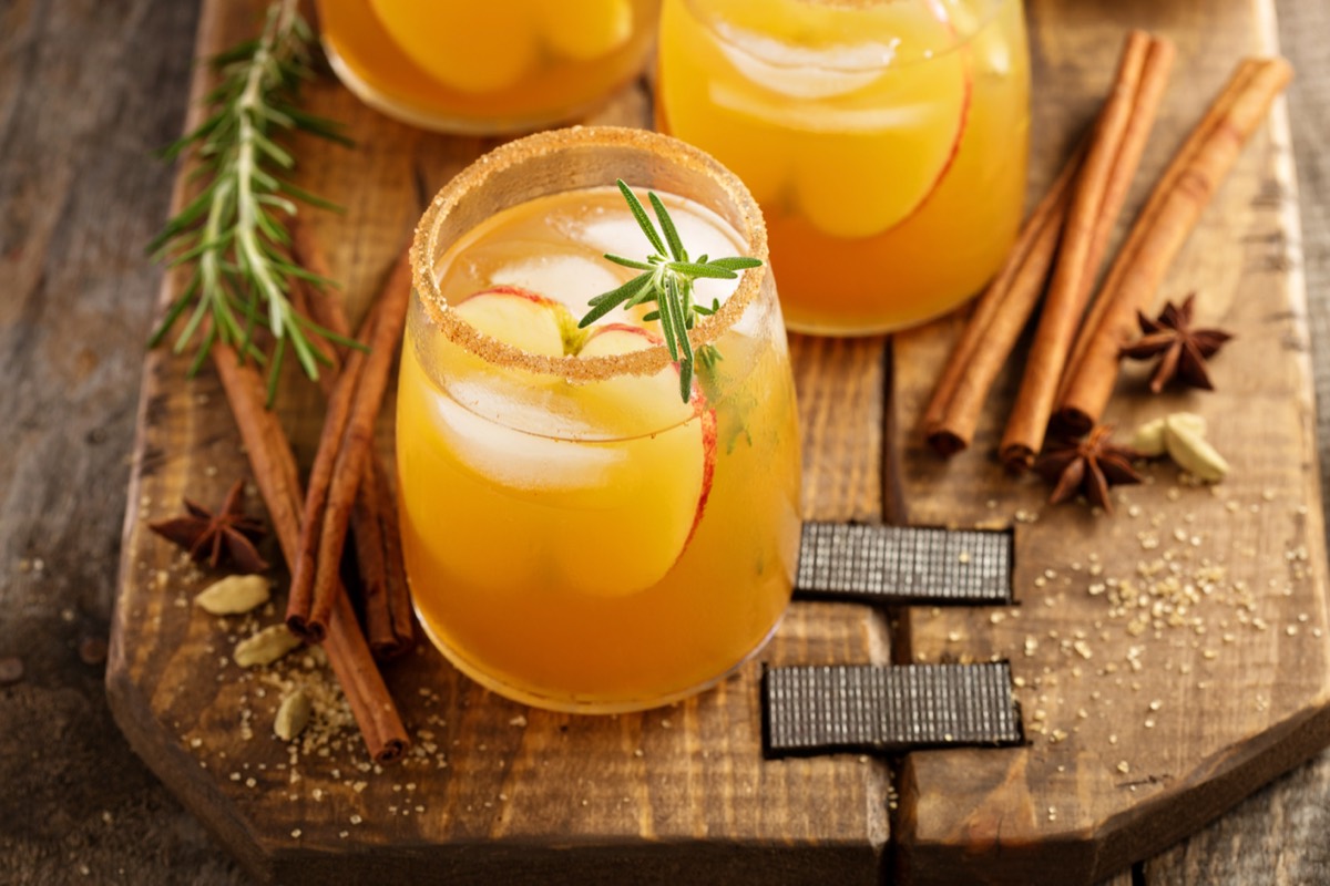 Non-Alcoholic Mulled Apple Cider